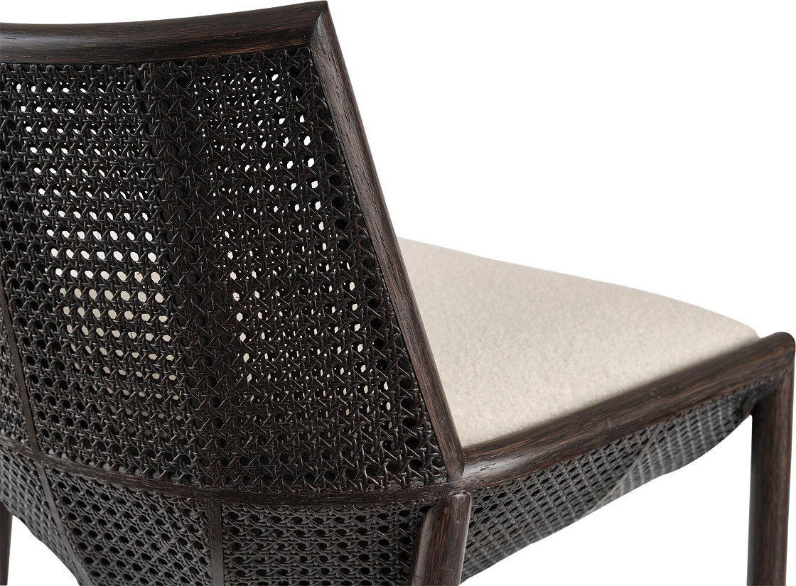 Taru Barstool